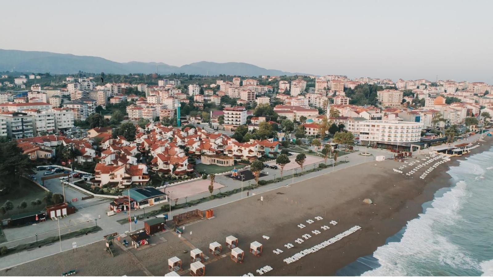 Ceneviz Suit Hotel Akçakoca Exterior photo